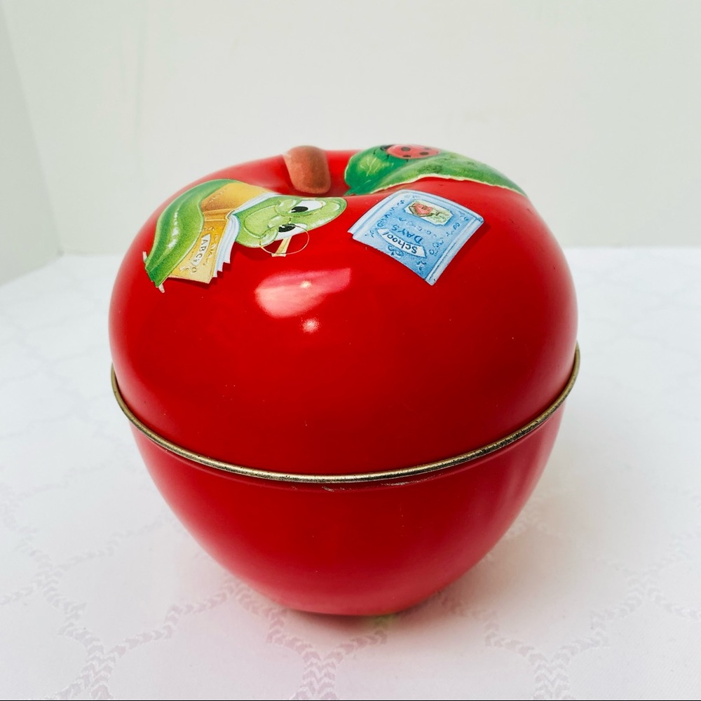 Vintage Apple Metal Tin 5” Red Apple Storage Tin /Decoration with Reading Worm. - Picture 2 of 10